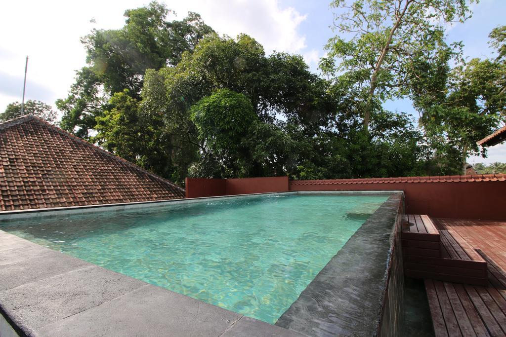 Petit Hotel Bali Ubud Extérieur photo